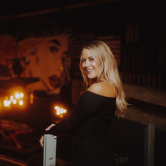 Guess Black Off-Shoulder Long Sleeve Dress - Picture 2 of 2